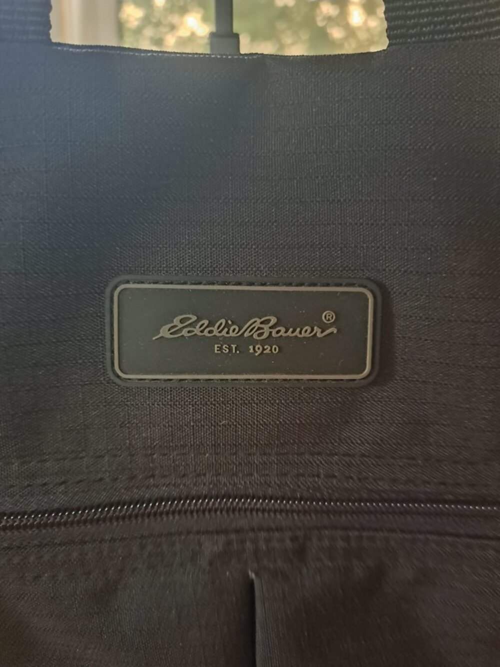 Eddie Bauer Hanging Travel Toiletry Bag Black Nylon Soft Case Mesh Pockets - Picture 2 of 8